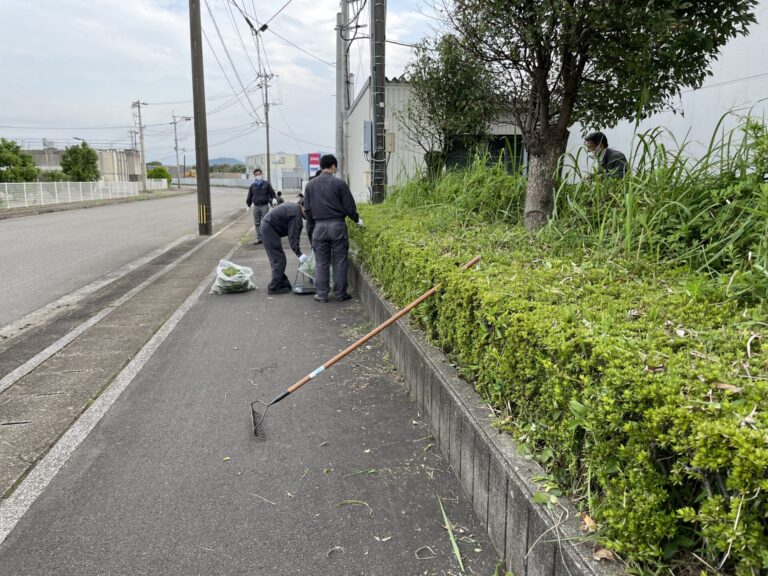 細島港一斉清掃活動